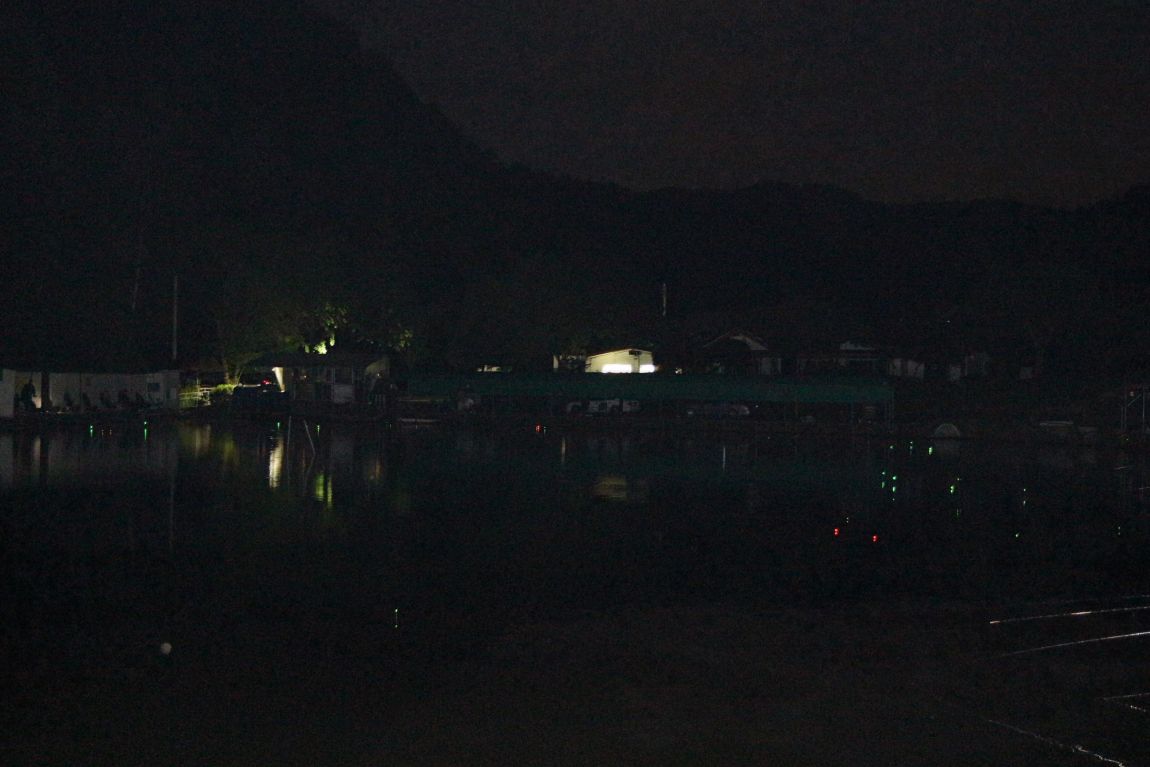 050.JPG